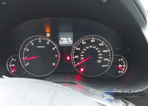 2013 Subaru Outback 2.5I Premium из США, поврежденный, VIN 4S4BRCCC8D1222707